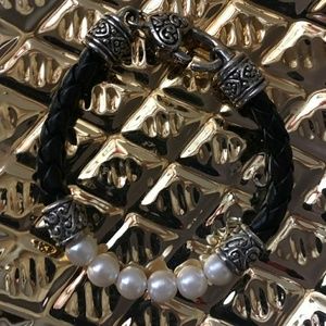 Pearls and Black thread band